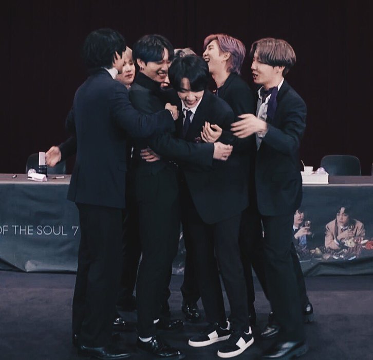 Thumbnail of www-x-com-for-bangtan07-status-1254160062270124041-f3de7766d1f9424e