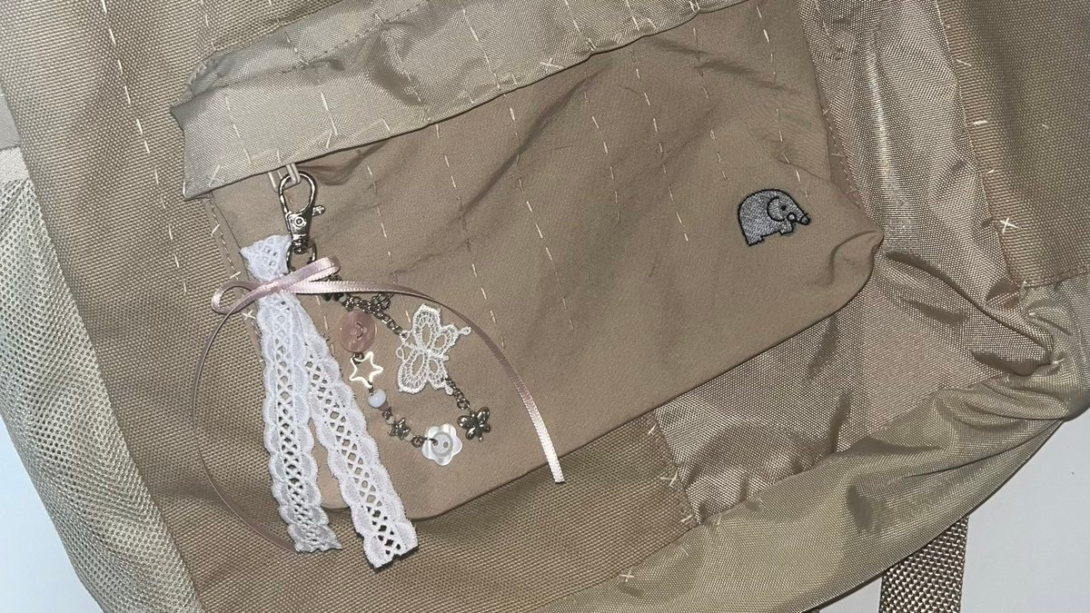 Thumbnail of www-x-com-miqcisy-status-1933813199872336267-f6a803bceafa4b50