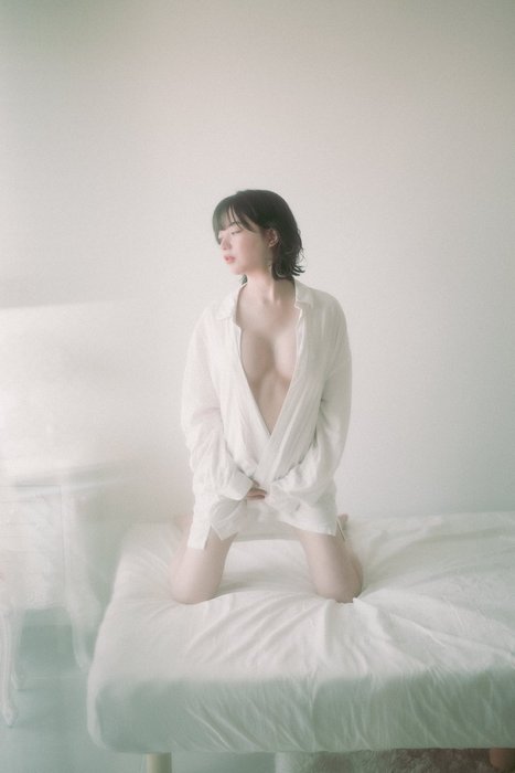 Thumbnail of www-x-com-heeyeon-photo-status-1916080126040900014-fc75098822aa445e