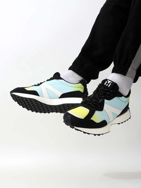 Preview of sneakers-jpeg-9e50d815f8954f8e