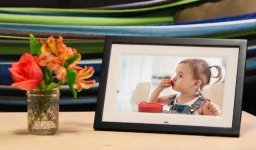 Thumbnail of Skylight | Digital Picture Frame and Smart Calendar