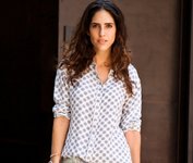 Thumbnail of Sari Azout – Medium