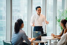 Thumbnail of すぐ成果を出せるマネージャーの違いとは - 有効な行動と組織からの支援を探る