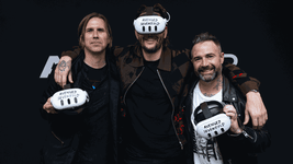 Thumbnail of Concert experience review of Apple's Vision Pro and Meta's Quest 3