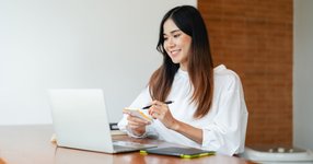 Thumbnail of 17 Expert Tips For Content Writing In 2025