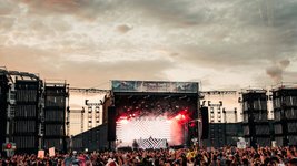 Thumbnail of 'It's a credit crunch': Why are so many festivals cancelling again in 2024? · News ⟋ RA