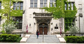 Thumbnail of Nuclear Experts Say Mixing AI and Nuclear Weapons Is Inevitable