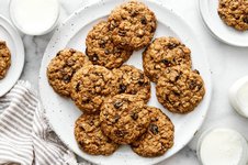 Thumbnail of Perfect Healthy Oatmeal Cookies (Easy & Gluten-Free)