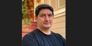 Thumbnail of Rafael Dumett: “No me interesa la farándula literaria limeña”
