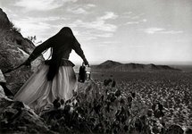 Thumbnail of Mujer Ángel. Desierto de Sonora, México - Graciela Iturbide - Google Arts & Culture