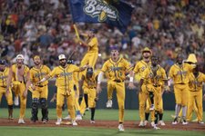 Thumbnail of What can MLB learn from the Savannah Bananas? A lot, it turns out
