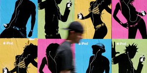 Thumbnail of Clicks & Clout: How We Seek Status In the Digital Age