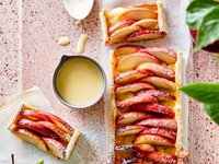 Thumbnail of Makkelijke appeltaart met crème anglaise