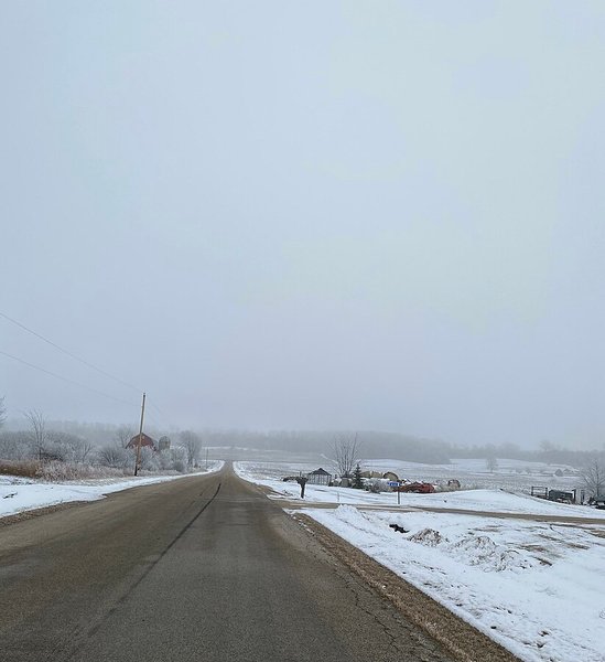 Thumbnail of File:Wisconsin Gravity Hill.jpg