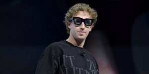Thumbnail of Aut Zuck Aut Nihil