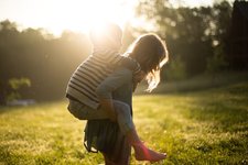 Thumbnail of 15 Simple Ways to Spread Happiness and Kindness Around You