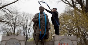 Thumbnail of The Surgeon Who Experimented on Slaves