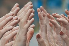 Thumbnail of Opinion | I’m a Couples Therapist. We Can Address Our Political Divide.