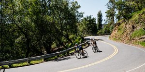 Thumbnail of Ready to Ditch Fear for Fun on Descents? Our Expert Shares 8 Proven Tips for Downhill Confidence.