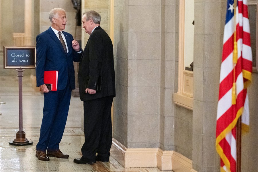 Thumbnail of Photos of the week | June 20-26, 2025 - Roll Call