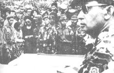 Thumbnail of Coming to Jakarta and Deep Politics: How Writing a Poem Enabled Me to Write American War Machine (An Essay on Liberation)『ジャカルタに来て』と深層の政治−−詩作がいかにして『米国戦争機械』を書かしめたか(解放にかんするエッセー) - Asia-Pacific Journal: Japan Focus