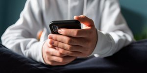 Thumbnail of Gen Z teens tell us why they stopped trusting experts in favor of influencers on TikTok