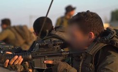 Thumbnail of לוחמי שלדג משחזרים: "מסוג הקרבות שאתה לא יודע מתי ייגמרו" | חדשות 13