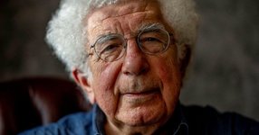 Thumbnail of ההיסטוריון הישראלי שמאס בציונות, וניצב כעת לצד חמאס