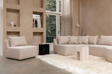 Thumbnail of Salon