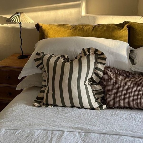 Thumbnail of Pin by Jonesthuraia on Homebody 📖🎧😴 in 2025 | Bedroom interior, Home interior design, Bedroom inspirations