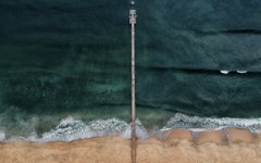 Thumbnail of Using axis lines for good or evil