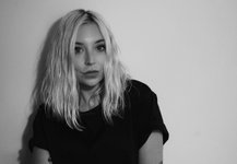 Thumbnail of ABOUT — noelle faulkner